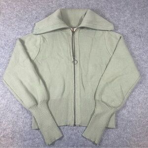 Women’s Zara Light Green Chunky Cable Knit Zip-Up Cardigan Cropped Size Small